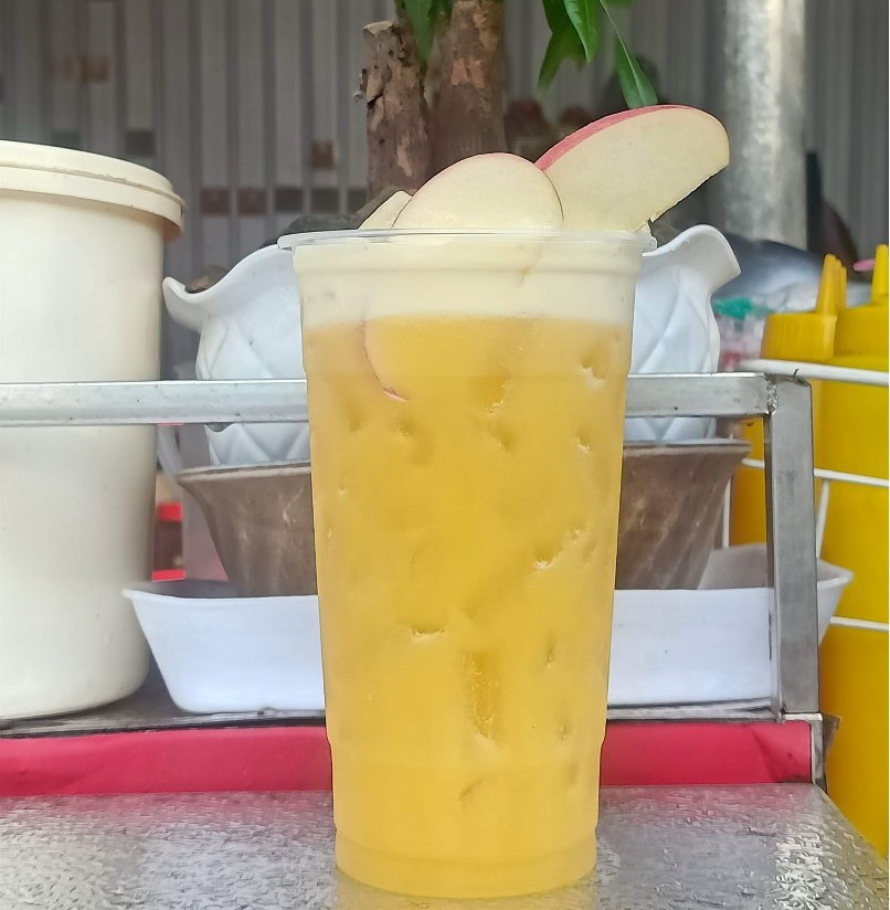 Nước ép táo chứa axit malic hỗ trợ phòng chống sỏi đường mật.